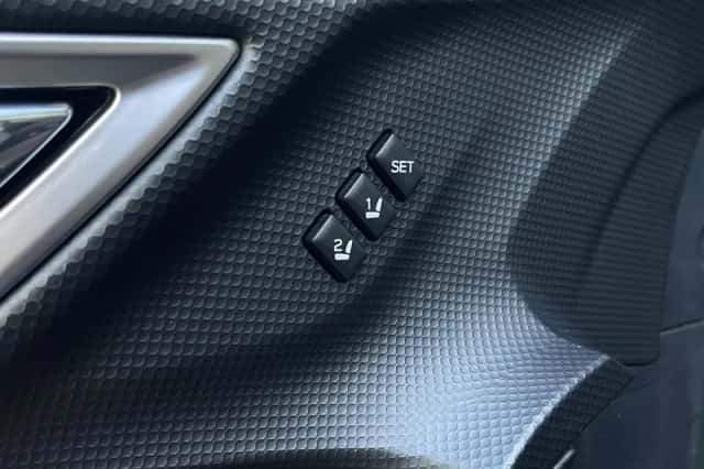 Subaru Forester (2023) thumbnail 31