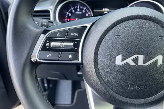 Kia Ceed (2024) thumbnail 14