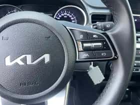 Kia Ceed (2024) thumbnail 15