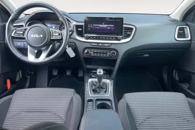 Kia Ceed (2024) thumbnail 18