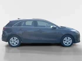 Kia Ceed (2024) thumbnail 4
