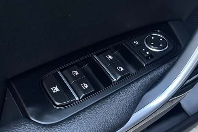 Kia XCeed (2024) thumbnail 25
