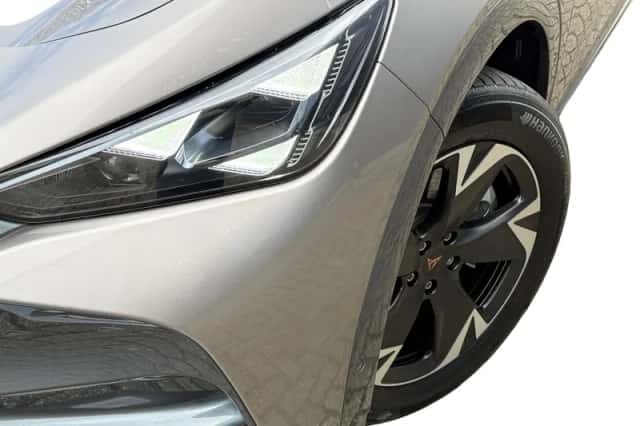 CUPRA Tavascan (2025) thumbnail 2