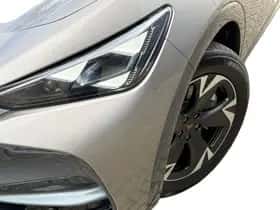 CUPRA Tavascan (2025) thumbnail 2