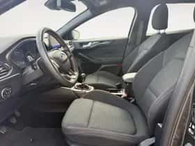 Ford Focus (2021) thumbnail 11