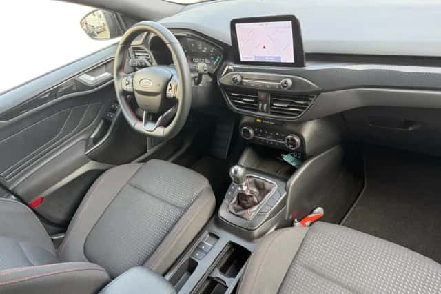 Ford Focus (2021) thumbnail 13