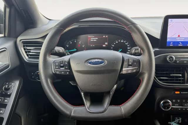 Ford Focus (2021) thumbnail 15