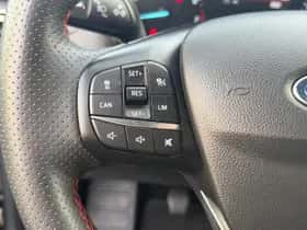 Ford Focus (2021) thumbnail 16