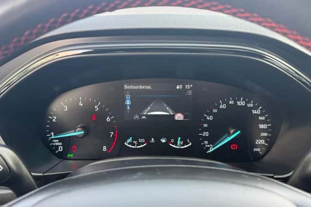 Ford Focus (2021) thumbnail 18