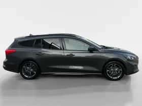 Ford Focus (2021) thumbnail 7