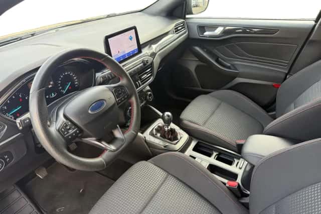 Ford Focus (2021) thumbnail 10