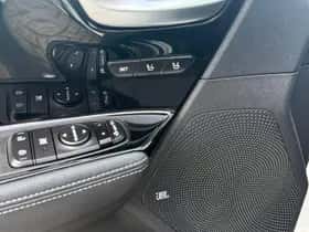 Kia Niro (2017) thumbnail 22