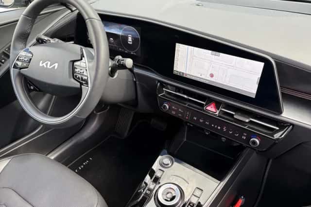 Kia Niro (2025) thumbnail 13