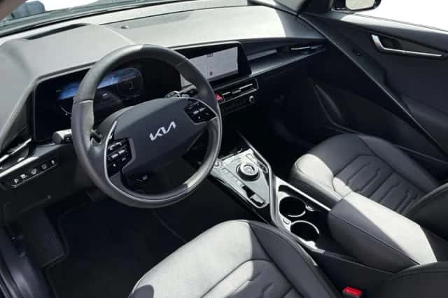 Kia Niro (2025) thumbnail 10