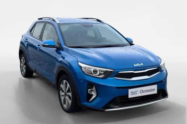 Kia Stonic (2023) thumbnail 3