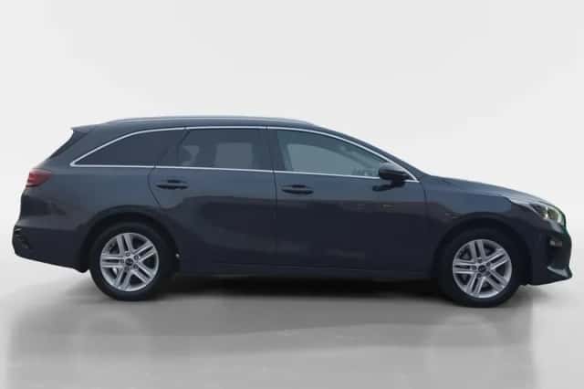 Kia Ceed Sportswagon (2020) thumbnail 4
