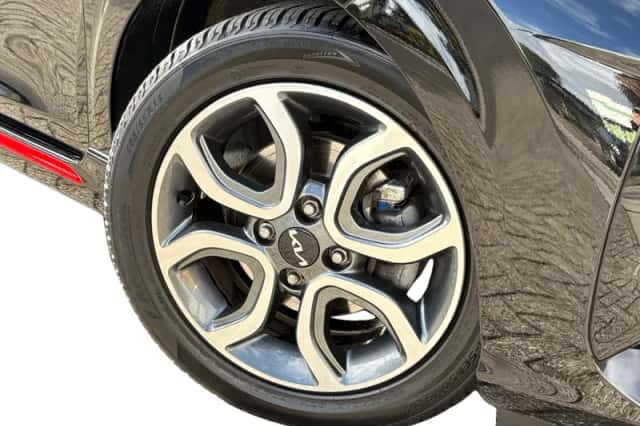 Kia Picanto (2022) thumbnail 2