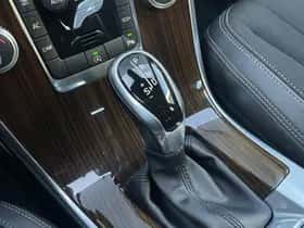 Volvo XC60 (2016) thumbnail 13