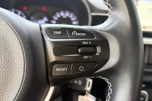 Kia Picanto (2020) thumbnail 15