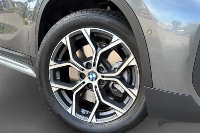 BMW X1 (2020) thumbnail 2