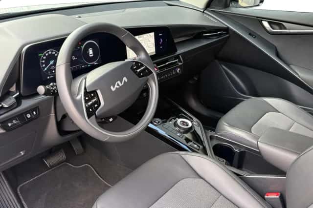 Kia Niro (2024) thumbnail 10