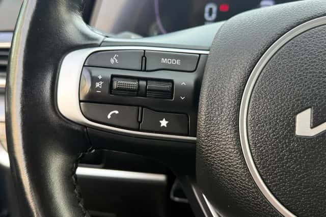 Kia Sportage (2023) thumbnail 16