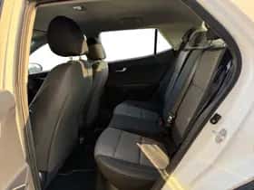 Kia Stonic (2023) thumbnail 13