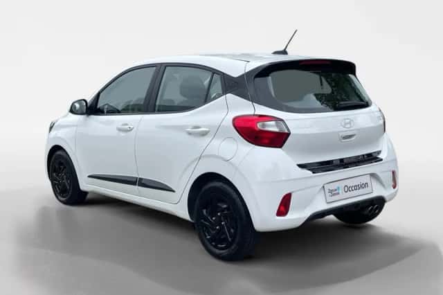 Hyundai i10 (2024) thumbnail 3