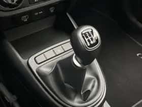 Hyundai i10 (2024) thumbnail 24