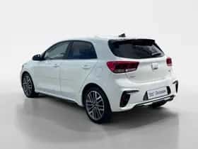 Kia Rio (2023) thumbnail 3