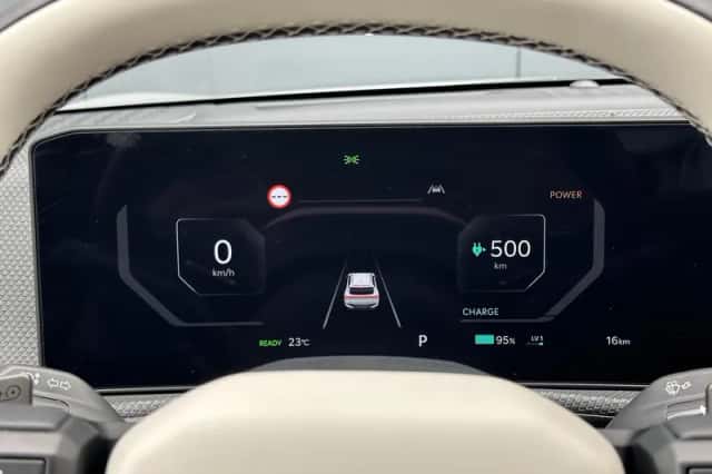 Kia EV6 (2025) thumbnail 13