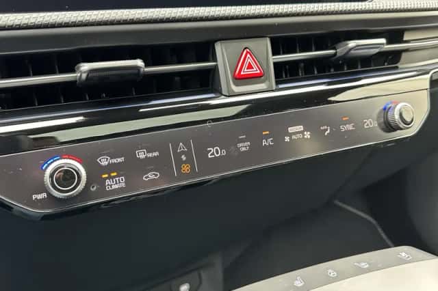 Kia EV6 (2025) thumbnail 24