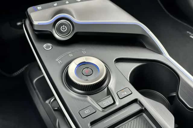 Kia EV6 (2025) thumbnail 25