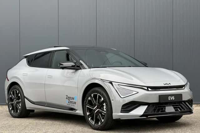 Kia EV6 (2025) thumbnail 8