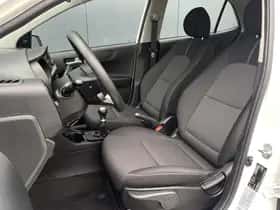 Kia Picanto (2023) thumbnail 21