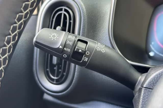 Kia Picanto (2025) thumbnail 17