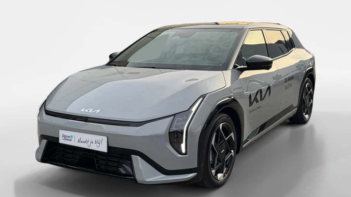 Kia EV4 (2026) — foto 1