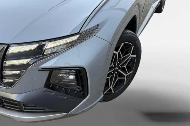 Hyundai Tucson (2023) thumbnail 2