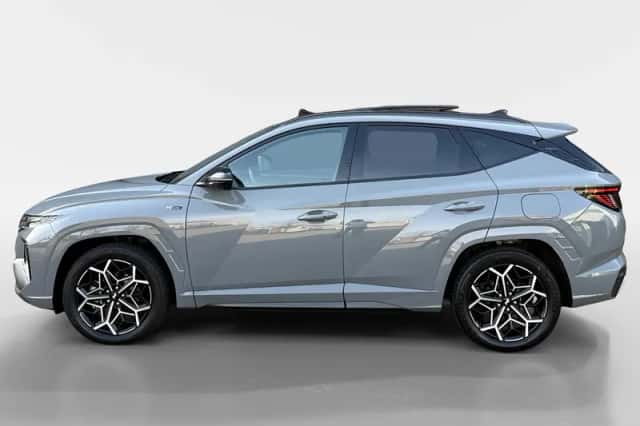 Hyundai Tucson (2023) thumbnail 3
