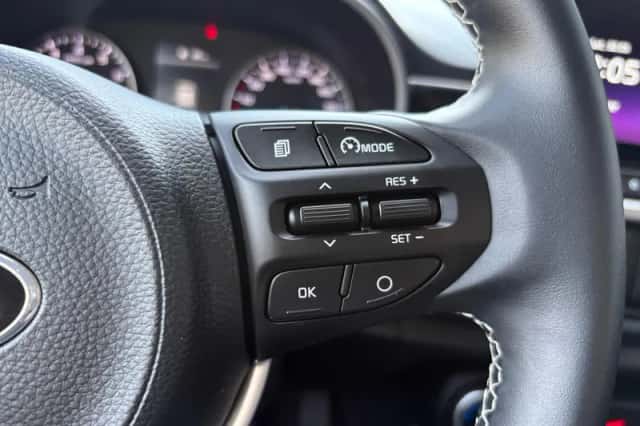 Kia Picanto (2021) thumbnail 18