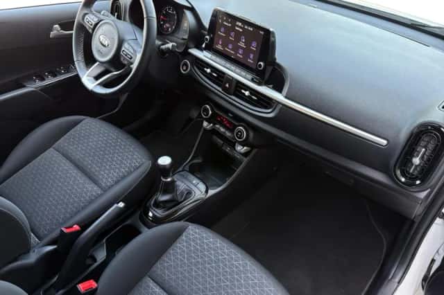 Kia Picanto (2021) thumbnail 3
