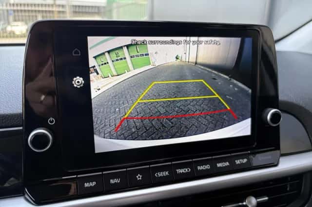 Kia Picanto (2021) thumbnail 25