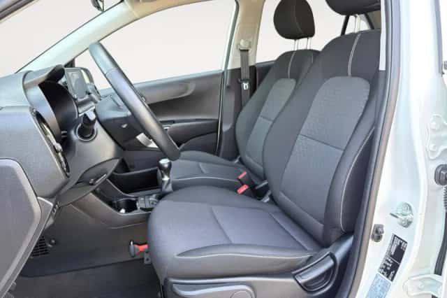 Kia Picanto (2021) thumbnail 5