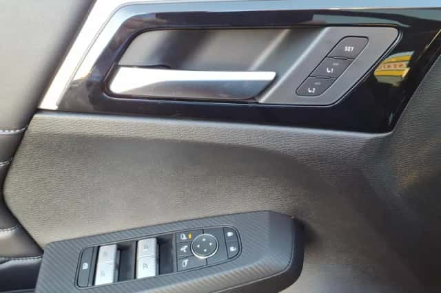 Mitsubishi Outlander (2026) thumbnail 16