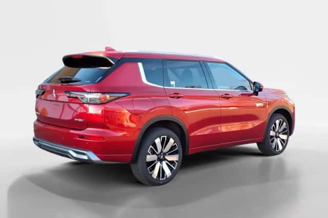 Mitsubishi Outlander (2026) thumbnail 5