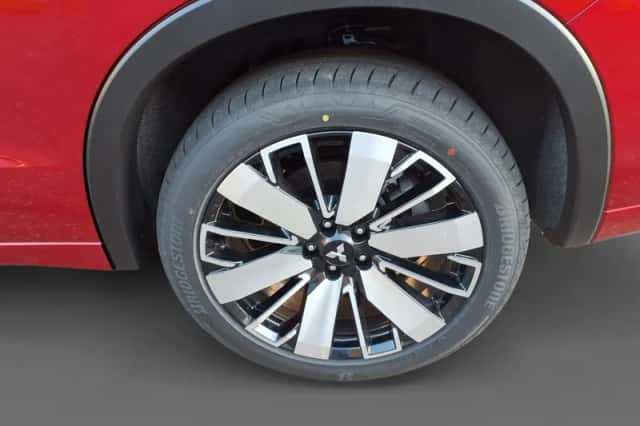 Mitsubishi Outlander (2026) thumbnail 9