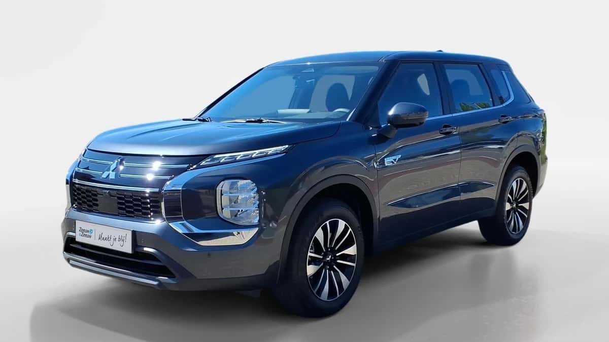 Mitsubishi Outlander (2026) — foto 1