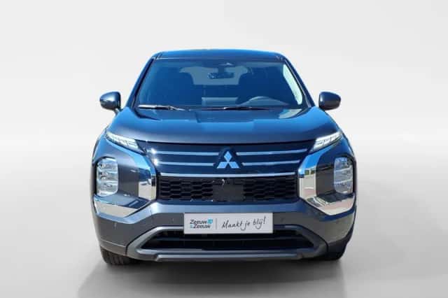 Mitsubishi Outlander (2026) thumbnail 2