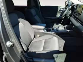 Mitsubishi Outlander (2026) thumbnail 21