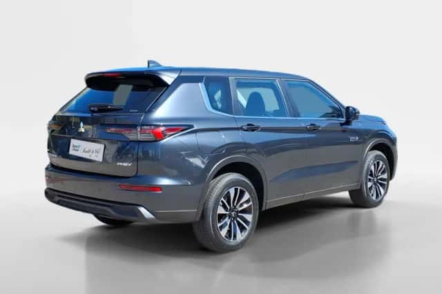 Mitsubishi Outlander (2026) thumbnail 5